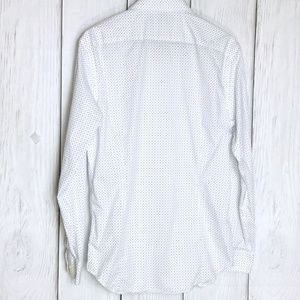 Banana Republic Shirts - Banana Republic Mens White & Blue Print Button Up Banana Republic Shirts - Banana Republic Mens White & Blue Print Button Up